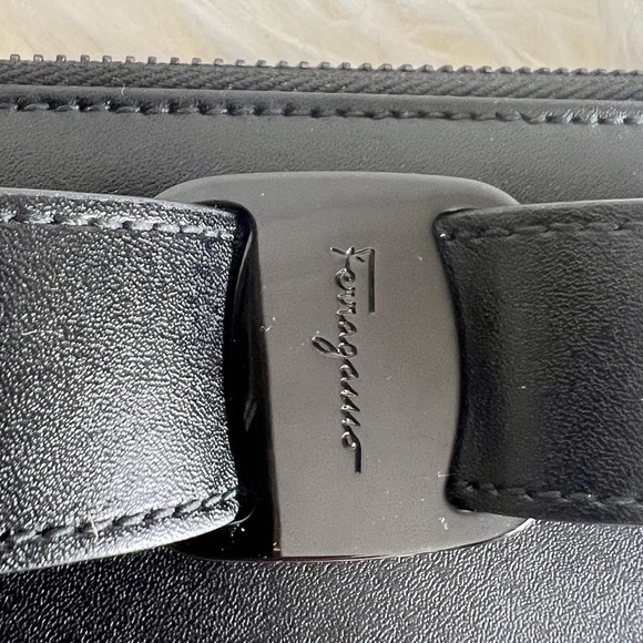 Ferragamo Wallet - Picture 2 of 4